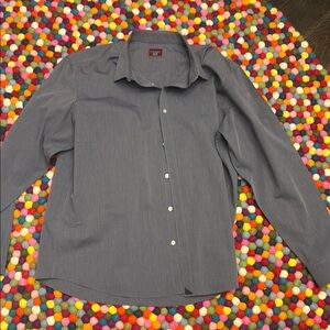 Men's Gray Button-Up Shirt - Classic Long Sleeve
